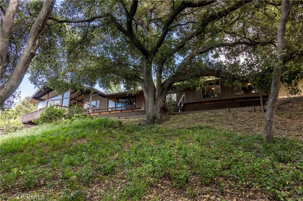 2322 Cameron Avenue