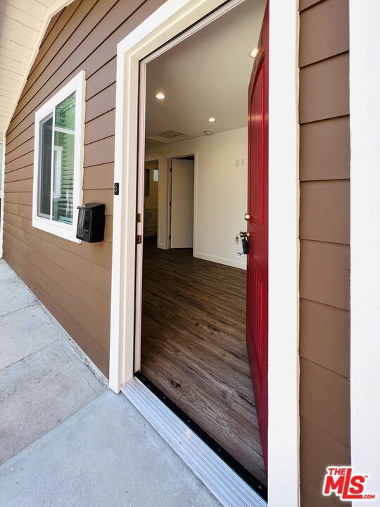 Properties 4 332 W CALIFORNIA Avenue A