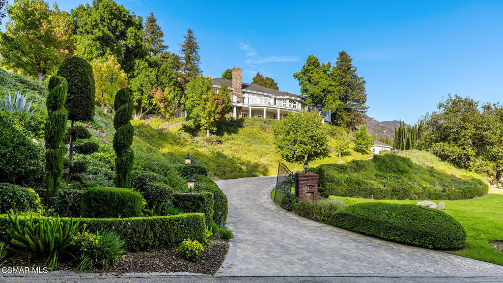 427 Long Canyon Road