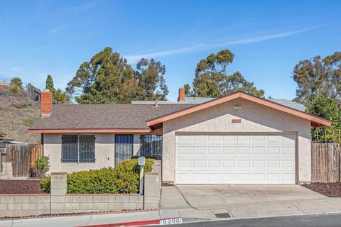 6296 Varney Dr San Diego CA 92114