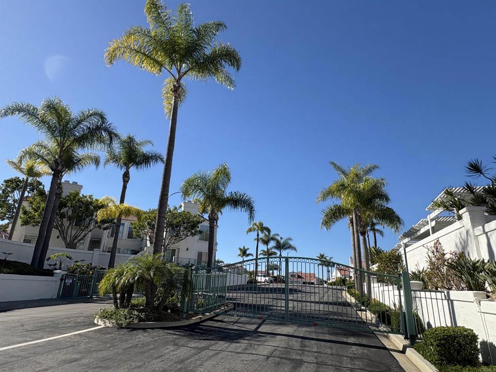 Rancho Del Oro (34024) - Residential