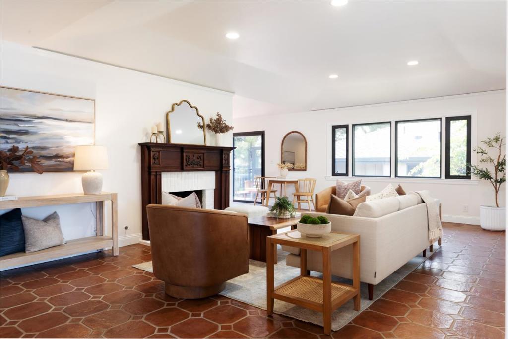 267 Del Mesa Carmel