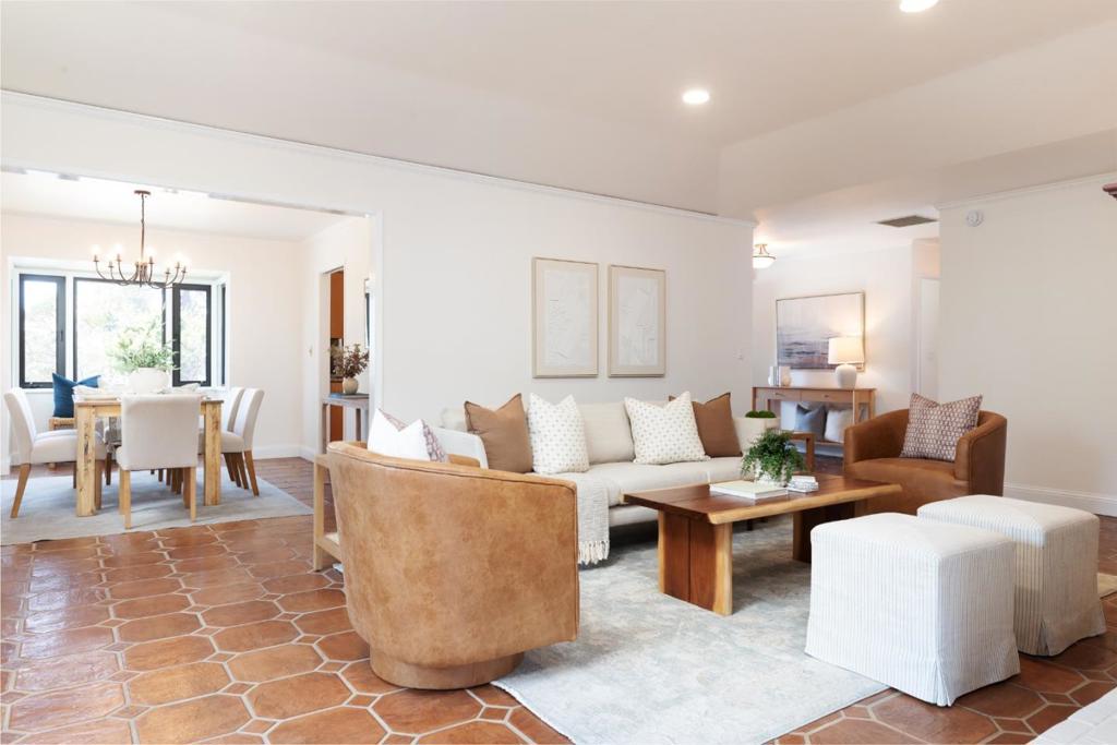 267 Del Mesa Carmel