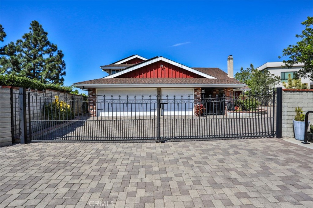 3003 Mesa Verde Drive