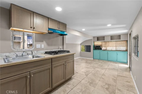 775 E Foothill Blvd Unit 14, Rialto, CA 92376 - MLS#: CV25281651