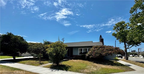 Photo of 446 N Park Lane, Orange, CA 92867 (MLS # OC26205367)