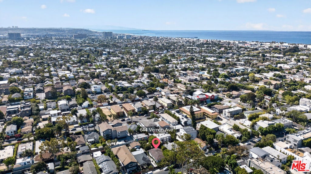 644 Vernon Avenue 644/646