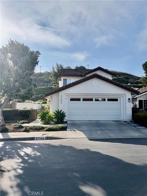 Photo of 27586 Paseo Castile, San Juan Capistrano, CA 92675 (MLS # OC26131026)