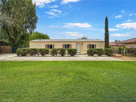 Photo of 2224 Riviera Drive, Blythe, CA 92225 (MLS # SW25164307) Photo of 2224 Riviera Drive, Blythe, CA 92225 (MLS # SW25164307)