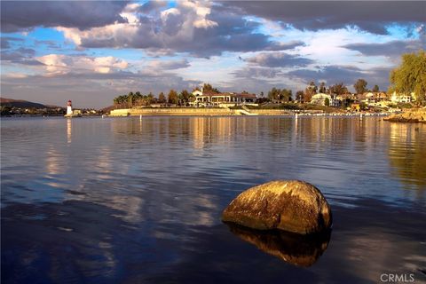 22054 Treasure Island Drive 33 Canyon Lake CA 92587