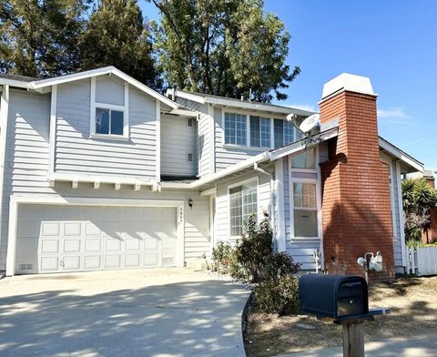Photo of 5469 Giuffrida Court, San Jose, CA 95123 (MLS # ML82055477)