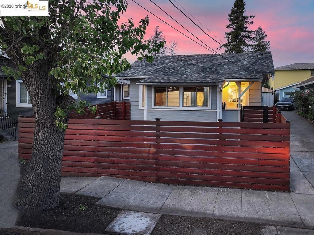 3818 Suter ST St, Oakland CA 94619