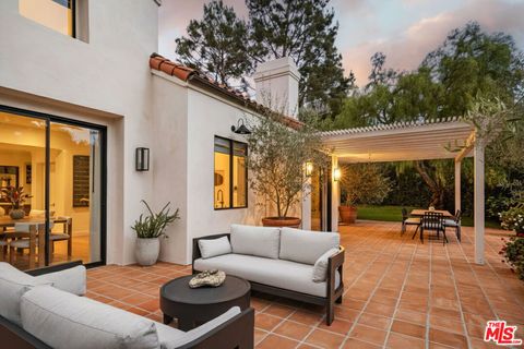 Tiny photo for 315 Calle Elegante, Santa Barbara, CA 93108 (MLS # 25602409)