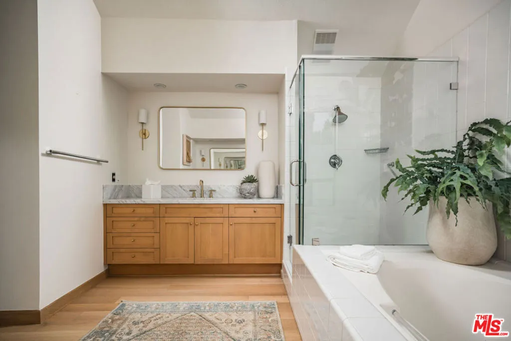 Santa Barbara, California 93108, United States, 3 Bedrooms Bedrooms, ,3 BathroomsBathrooms,Residential,Active,223810