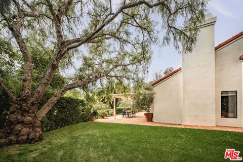 Tiny photo for 315 Calle Elegante, Santa Barbara, CA 93108 (MLS # 25602409)