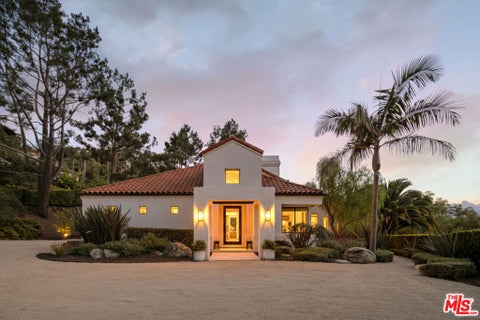 Tiny photo for 315 Calle Elegante, Santa Barbara, CA 93108 (MLS # 25602409)