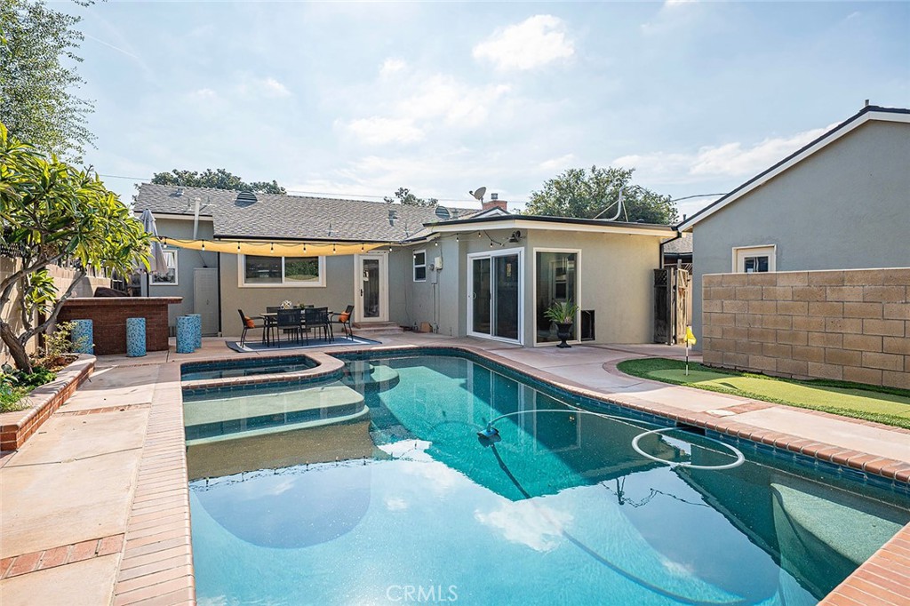 Los Altos/South of Fwy (LSF) - Residential