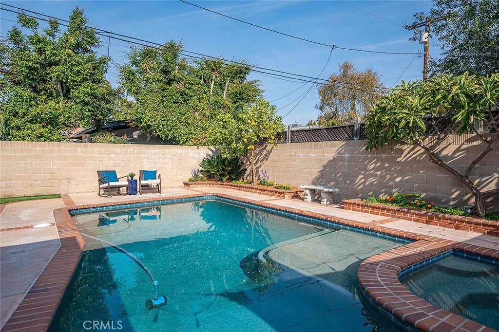 Los Altos/South of Fwy (LSF) - Residential