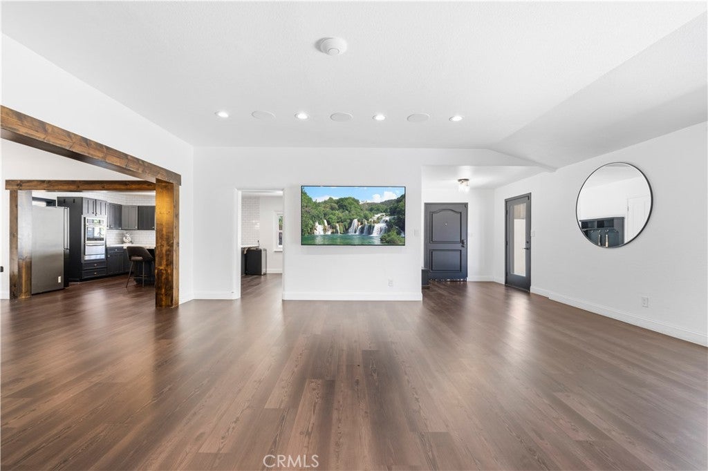 9916 Rathburn