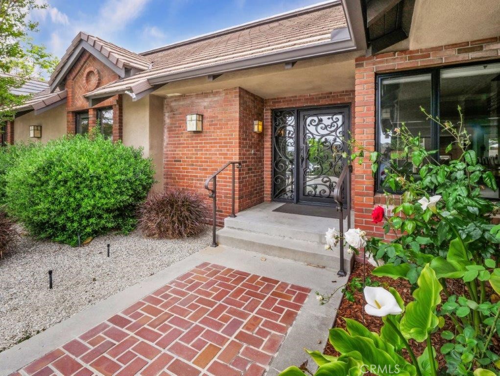 26 Clear Vista Drive