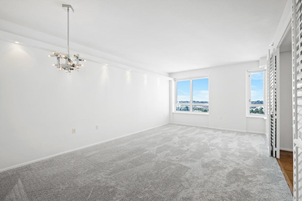 3890 Nobel Drive 1404