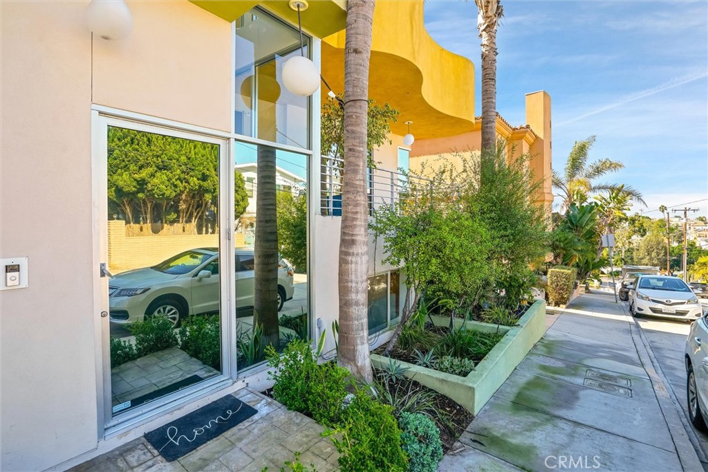 702 10th