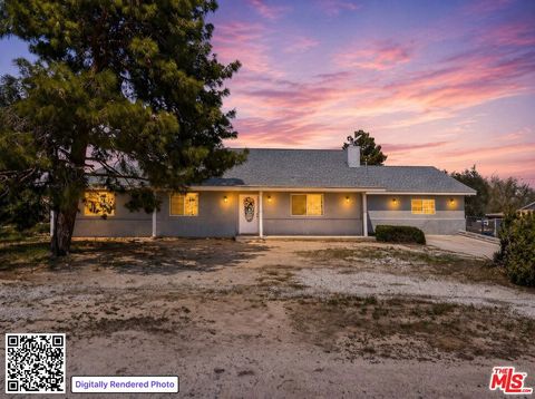 Photo of 18060 Walnut Street, Hesperia, CA 92345 (MLS # 26701201)