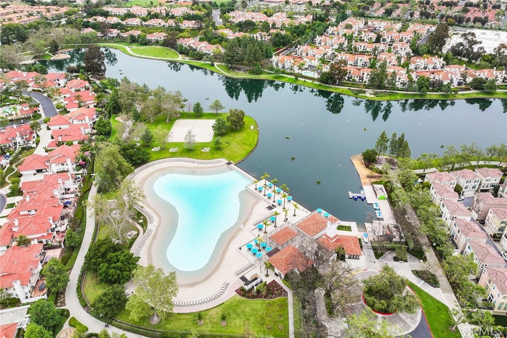 18 Santa Inez