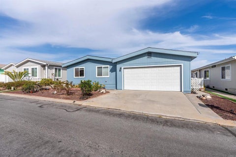 Photo of 635 Via Santa Paulo, Vista, CA 92081 (MLS # PTP2606701)