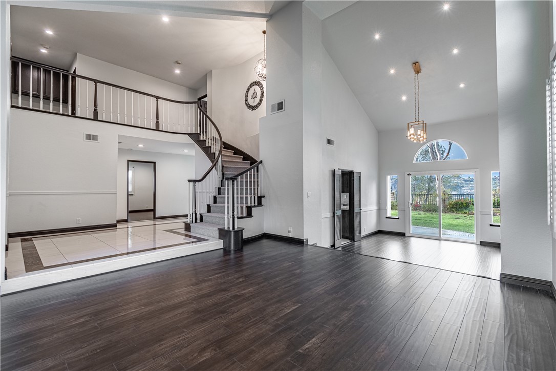 3537 Foxglove Road