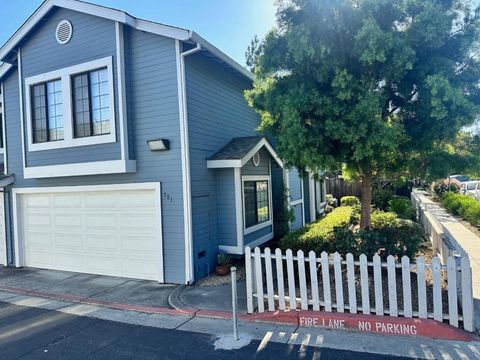 Photo of San Jose, CA 95127 (MLS # ML82040095)