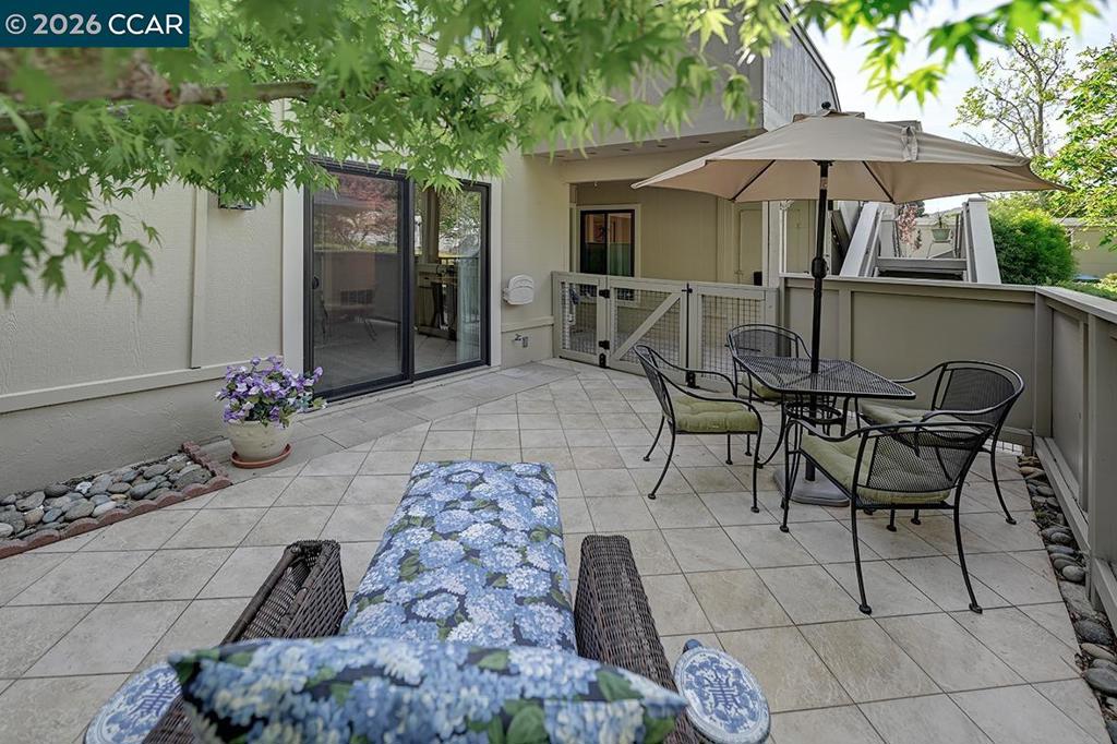 Properties 2 2017 Oakmont Way 2