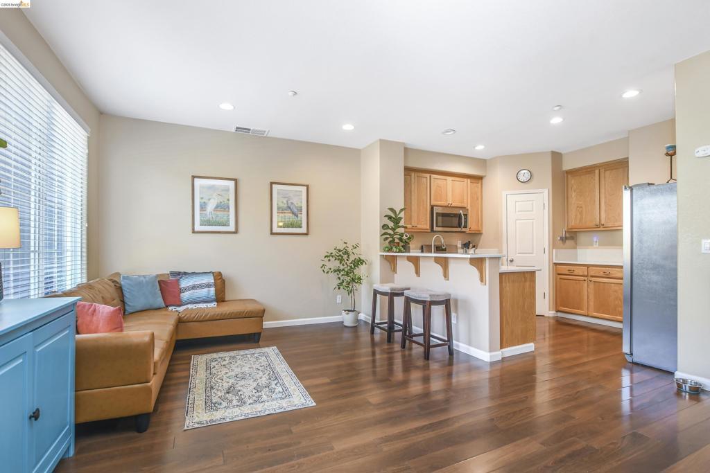 1365 Reagan Way