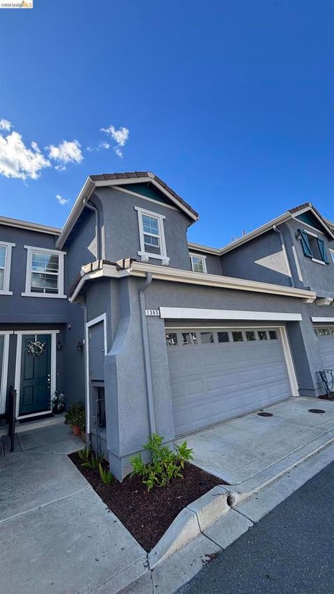 Photo of 1365 Reagan Way Way, Brentwood, CA 94513 (MLS # 41131223)