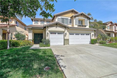 Photo of 25960 Corte Antigua, Moreno Valley, CA 92551 (MLS # IV26060897)