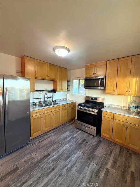 Photo of 333 W Spruce Avenue #A, Inglewood, CA 90301 (MLS # SB26227430)