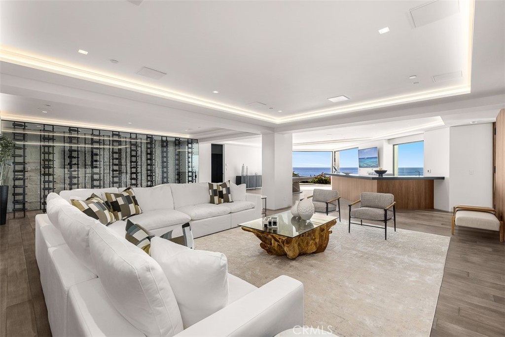 Monarch Bay (MB) - Residential