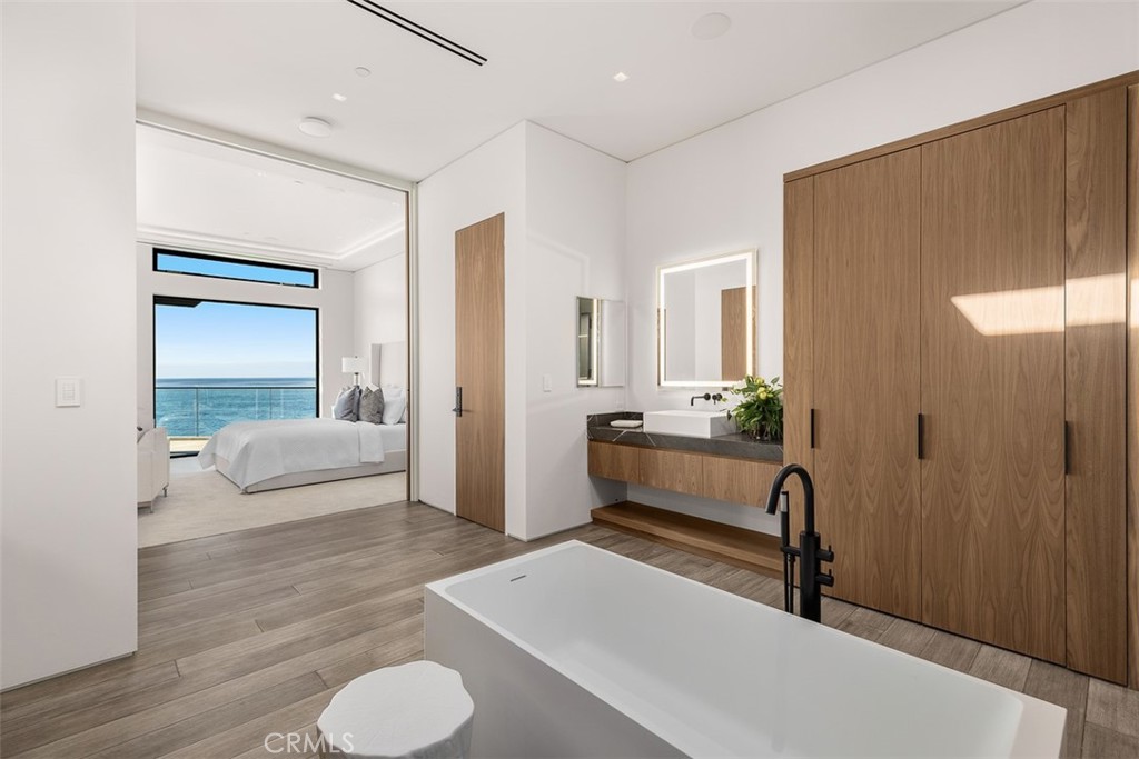 Monarch Bay (MB) - Residential