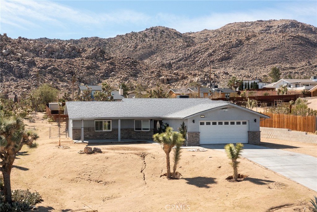 61073 Sandalwood Trail