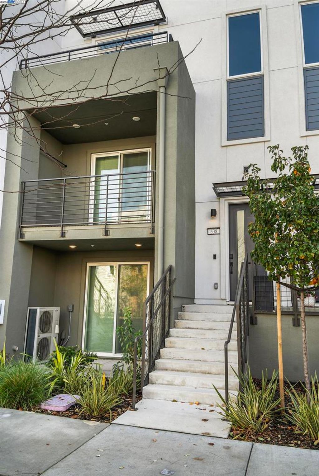 Photo of 538 Martin Mariner Avenue Ave, Alameda, CA 94501 (MLS # 41112428)