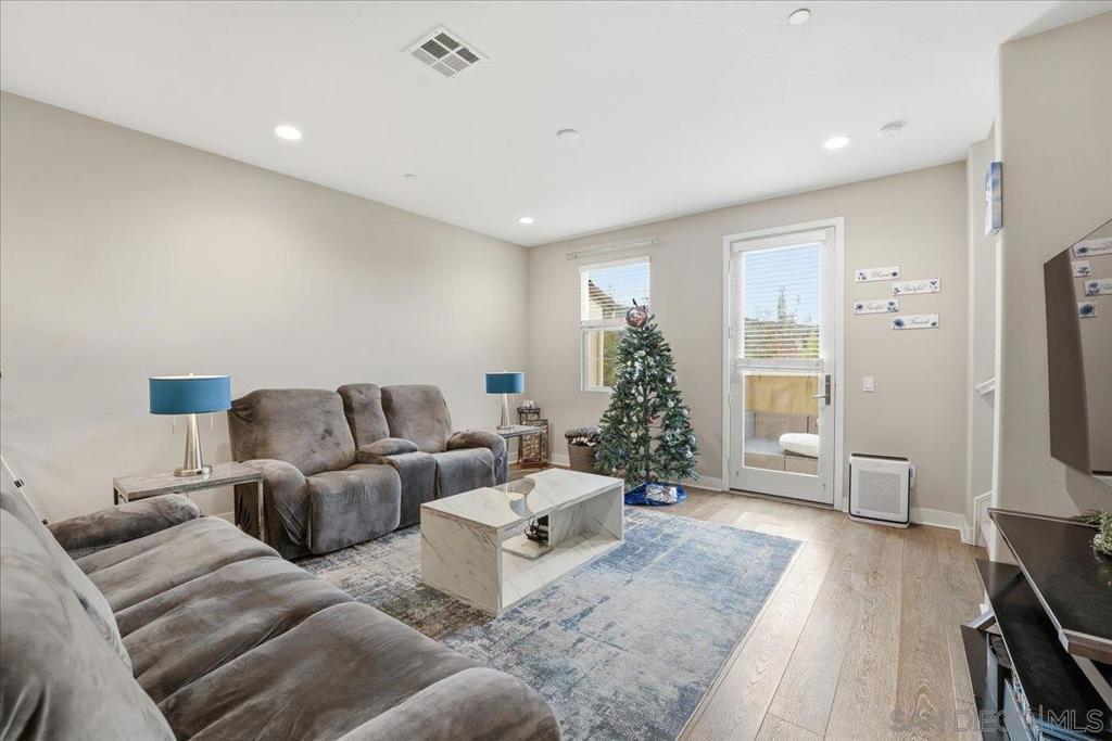 Oceanside - Residential