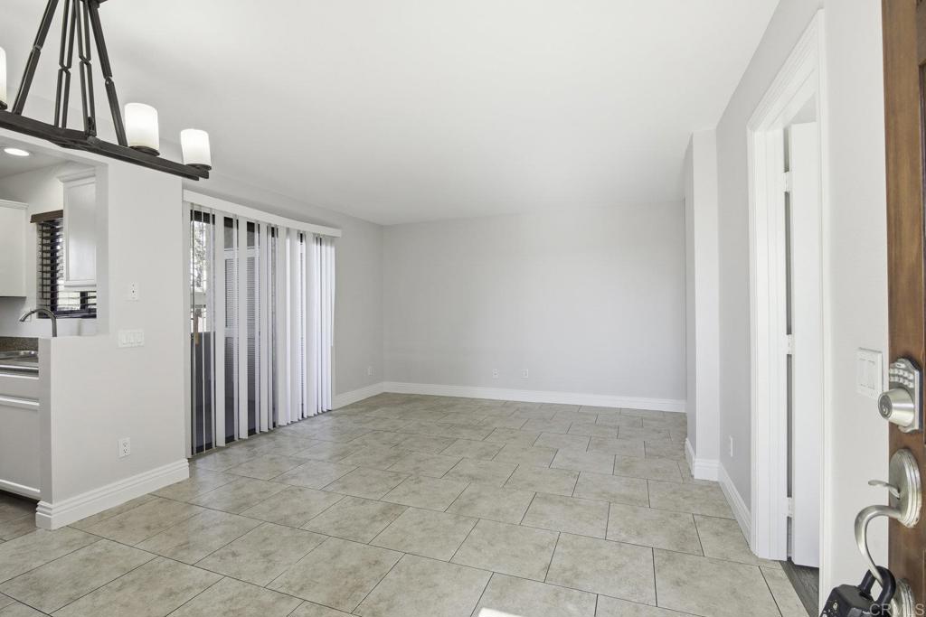 8215 Jade Coast Road 81