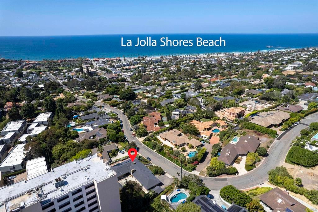 2435 Paseo Dorado
