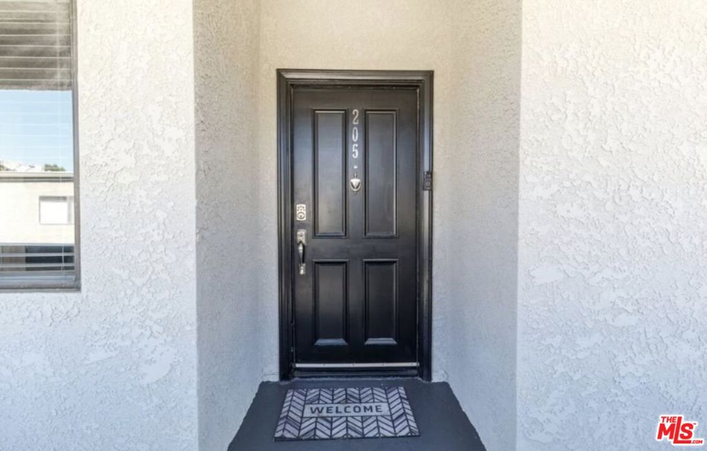 19029 Nordhoff Street 205