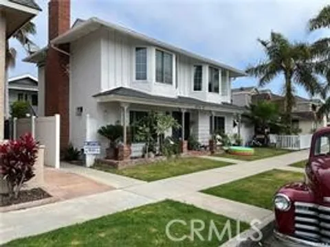 413 14th Street Unit D, Huntington Beach, CA 92648 - MLS#: CV25220970