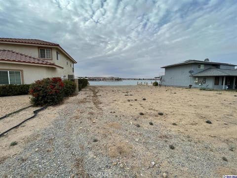 Photo of 26306 Corona DR, Helendale, CA 92342 (MLS # GD26167359)