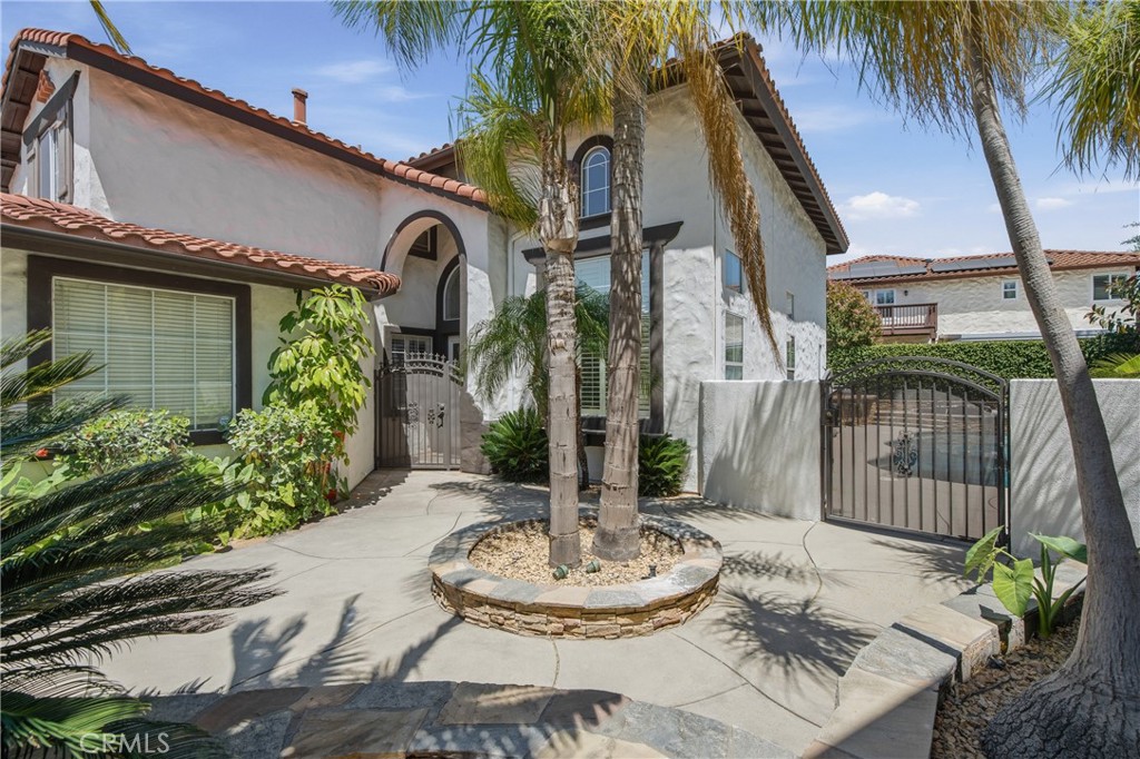 16143 Royal Troone Court