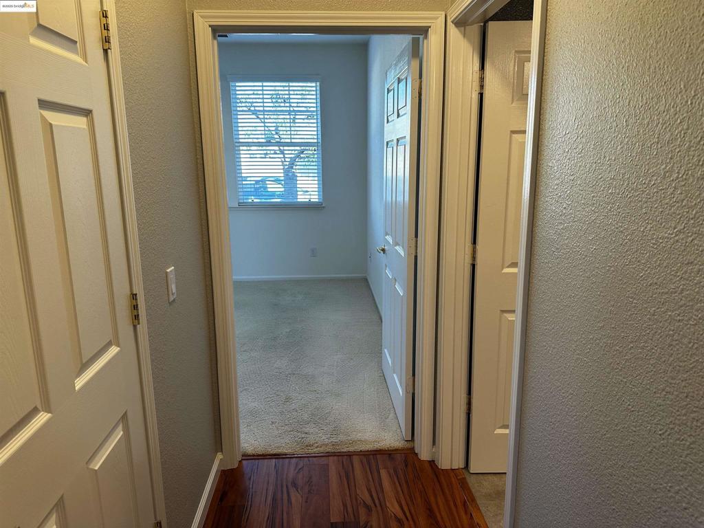 SUMMERET4 - Residential Lease