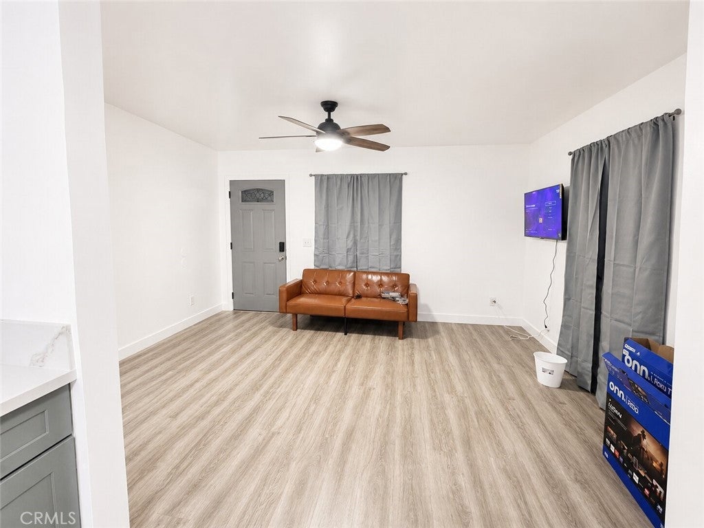 210 S Raitt St, Santa Ana CA 92703