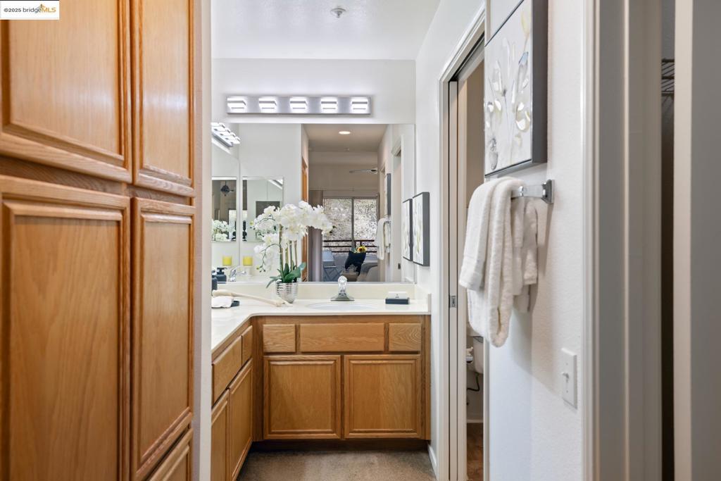 PARKWOOD CONDOS - Residential